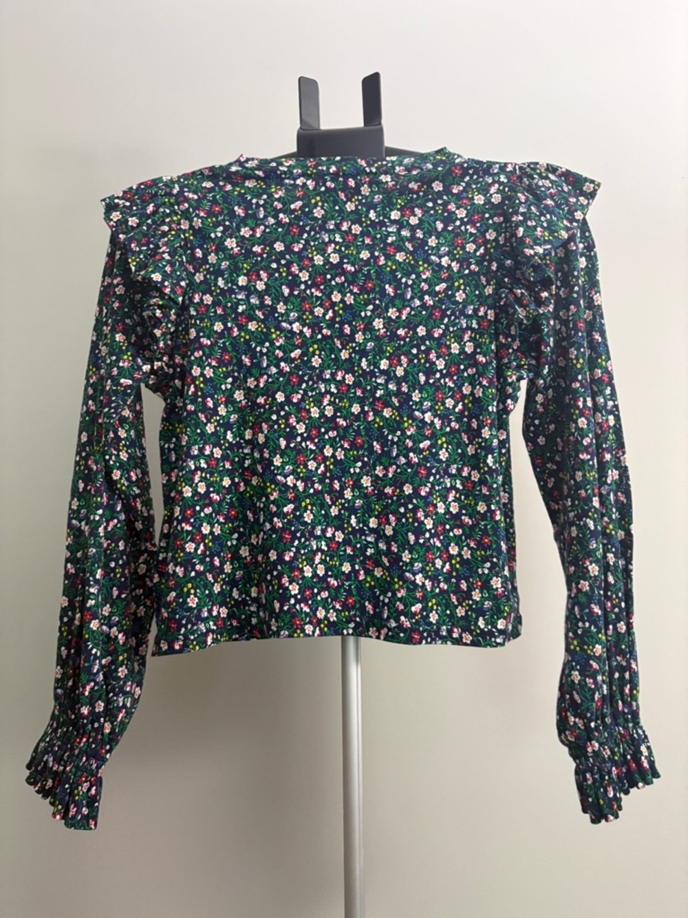 Polo by Ralph Lauren Green Floral Ruffle-Shoulder Long-Sleeve Top - Picture 2 of 12